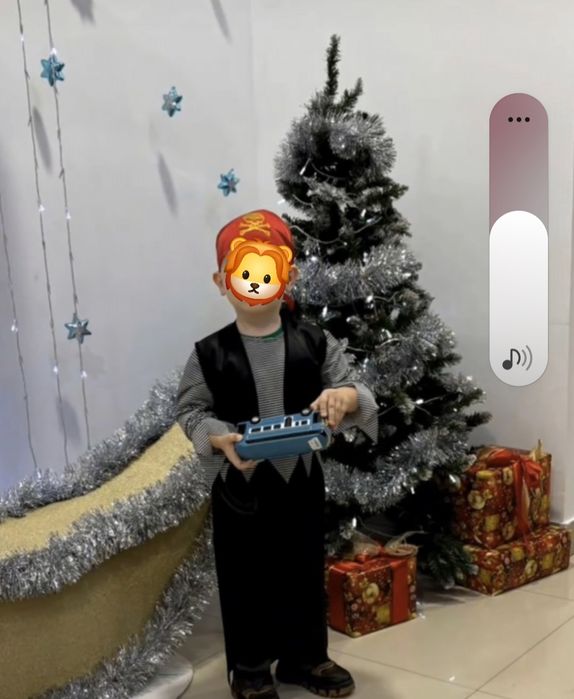Продаю новогодний костюм