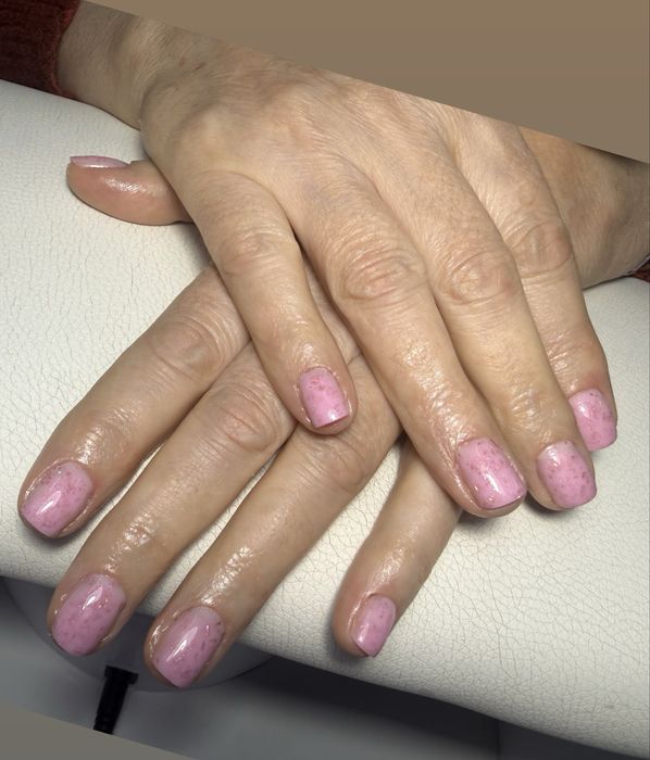 Mani-Pedi clasica Femei si Barbati.  Mani Pedi semi Femei