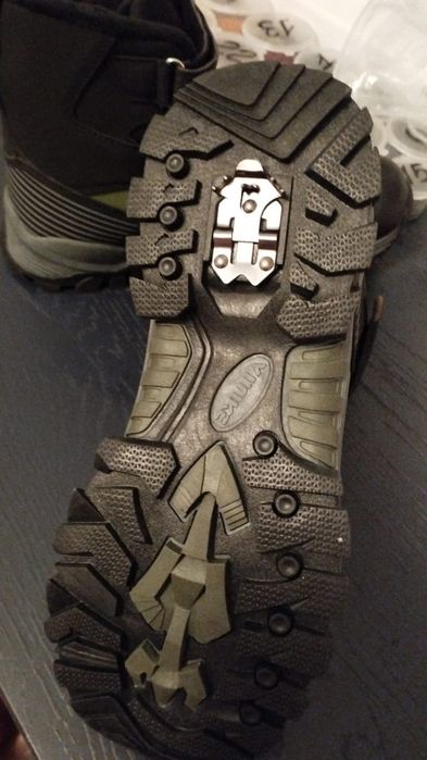 Продам зимние сапоги