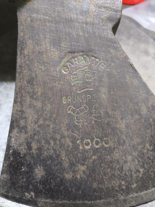 Топори ( брадви )