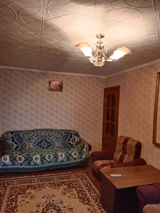 Продам двухкомнатную  квартиру
