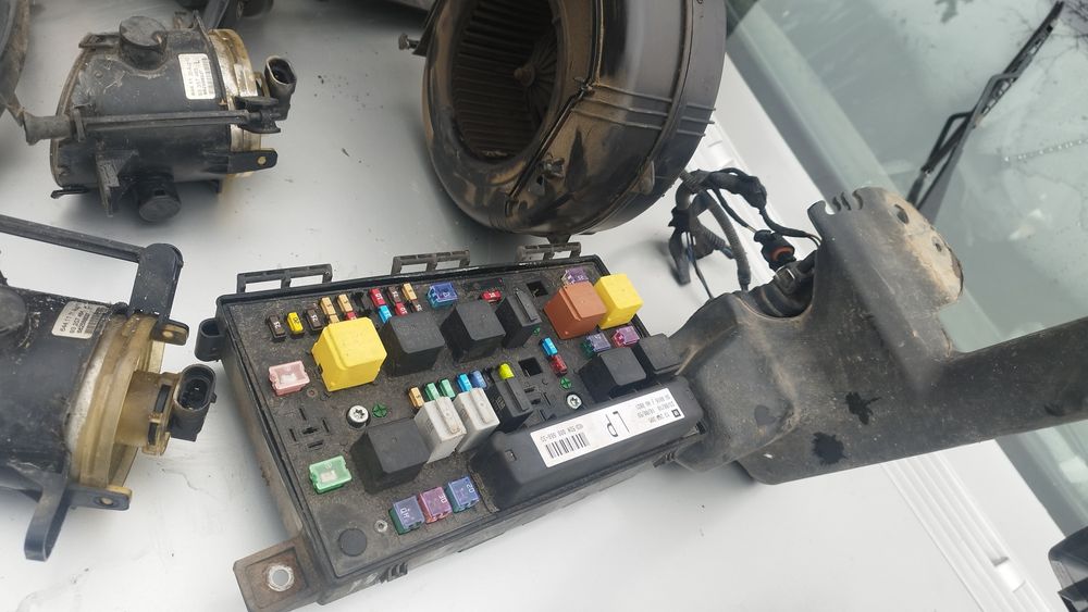 Авточасти за Опел Зафира б opel Zafira b