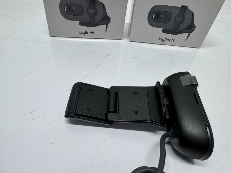 Kамера уеб - Logitech Brio 100 / 1920x1080 FullHD