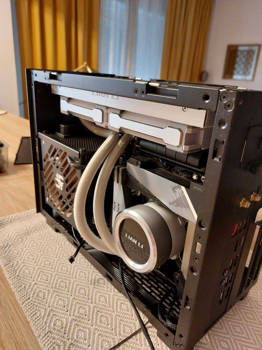 AIO Lian Li GALAHAD 240 SL v2, racire complet cu apa, alb