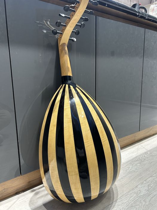 Ud  (turkiyada ishlab chiqarilgan).