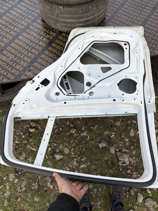 Врата БМВ Х3 Ф25/BMW X3 F25