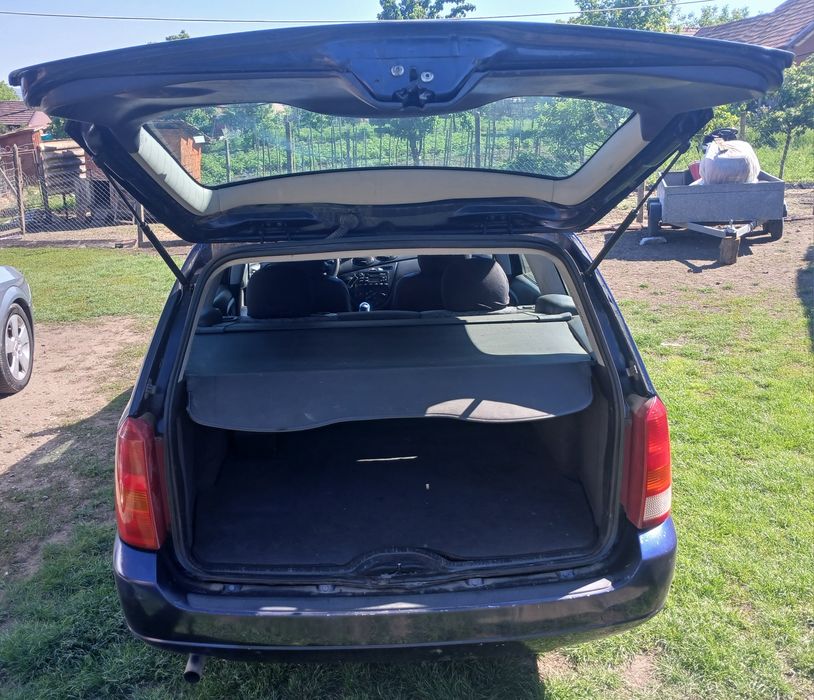 Ford Focus 1.6 benzină 2001 funcțional