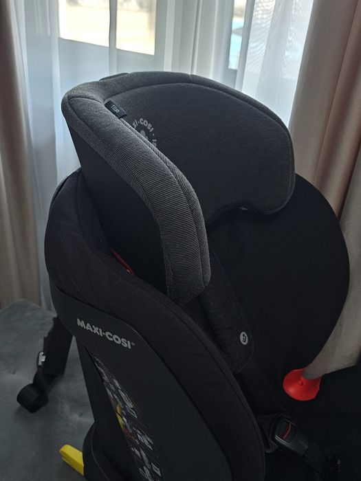 Scaun auto Maxi Cosi Titan negru