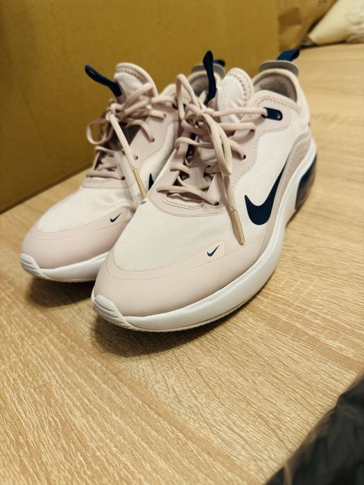 Adidasi nike, marime 36,5