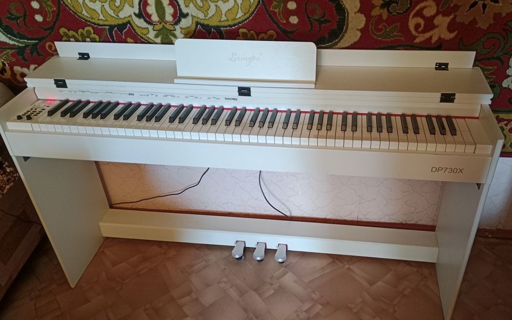 Цифровое пианино