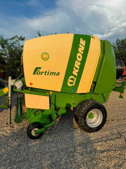 Presa de balotat Rotopresa Krone Claas Gallignani, balotiera baloti rotunzi/cilindrici, recent aduse