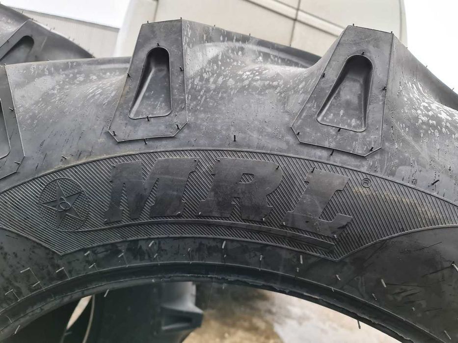Cauciucuri FIAT 16.9-34 noi marca MRL cu 14PR anvelope rezistente