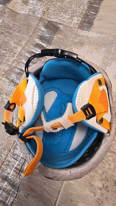 Детска ски каска Alpina 51-54