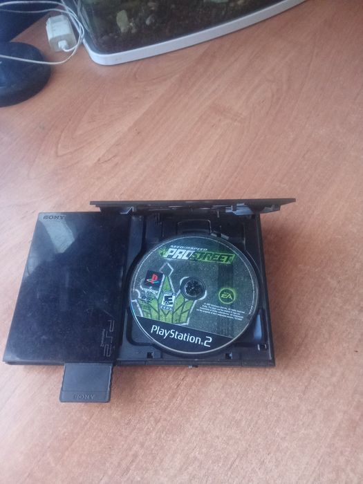 Продам playstation 2