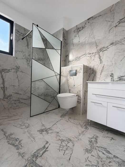 De vanzare casa tip duplex