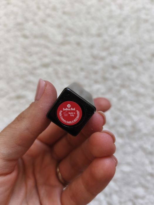 Червено червило + молив Douglas