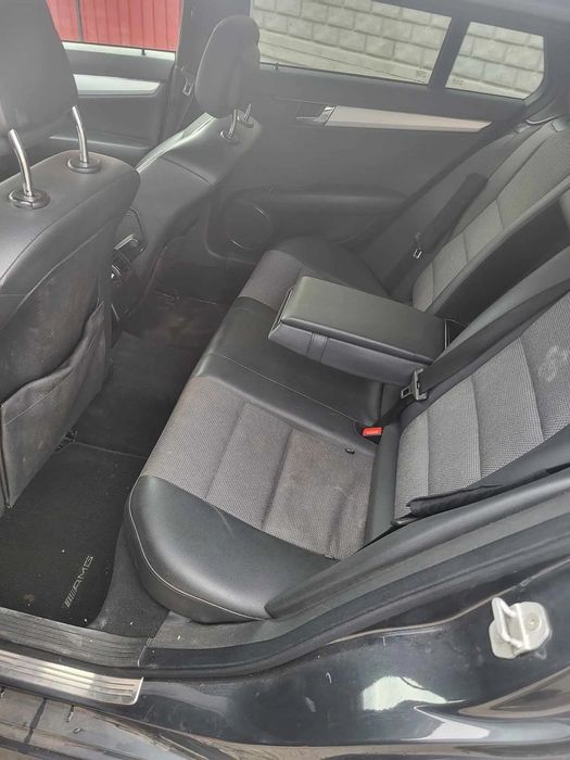 Dezmembram Mercedes C-CLASS W204 BREAK 2.2 CDI