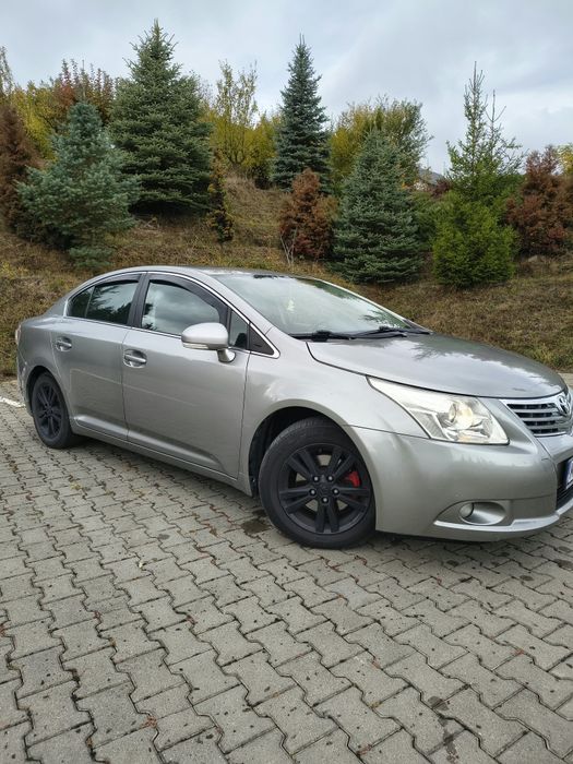 TOYOTA Avensis 2012 — imagine 2