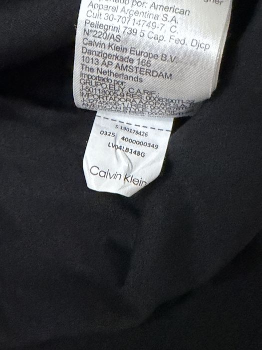 Продам рубашку Calvin Klein Оригинал
