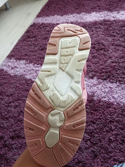 Ghete dama îmblănite.