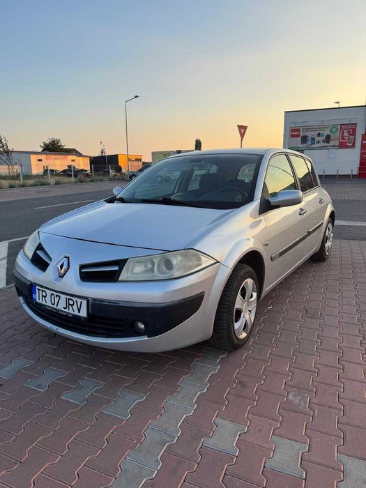 Renault Megane 2 2006  1.6 16v 110 CP • Benzină + GPL Aer condiționat