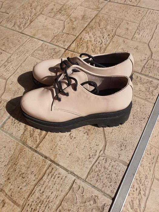 pantofi femei noi