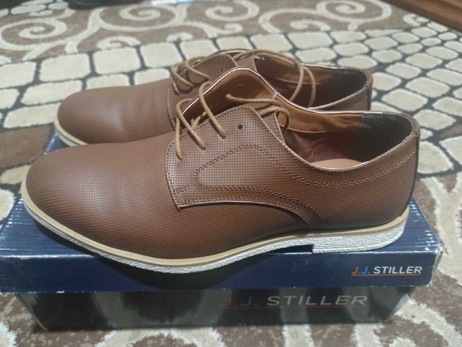 Обувь новый размер 43