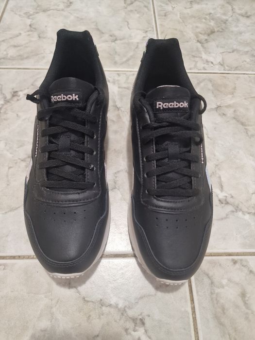 Маратонки reebok,
