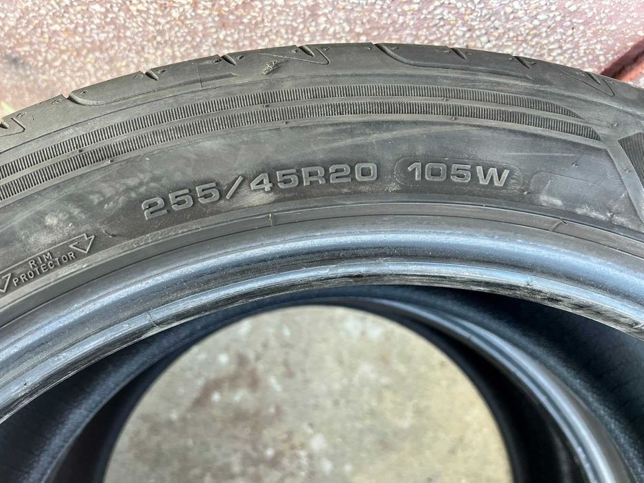 Anvelope GoodYear Eagle F1 255/45/20 DOT 2021 vara