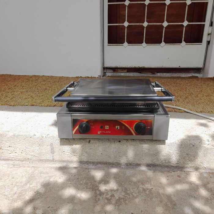 Професионална тостер скара