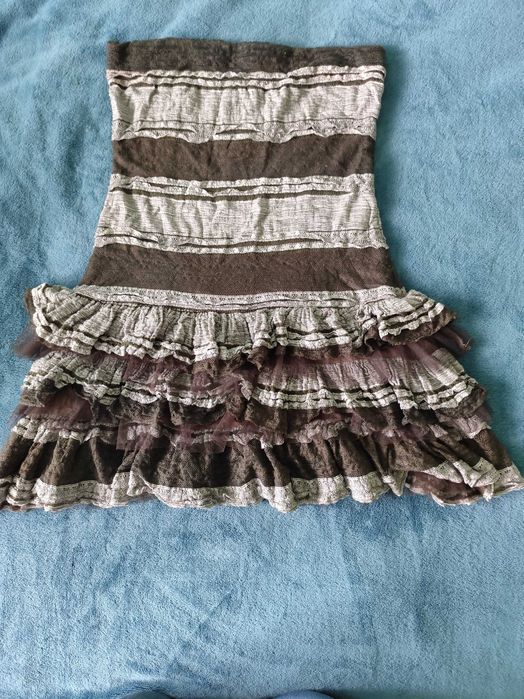 Къса дантелена рокля размер М