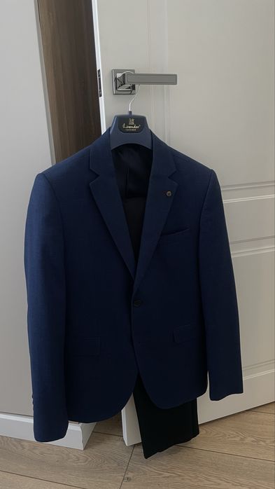 мужские костюмы, пиджаки