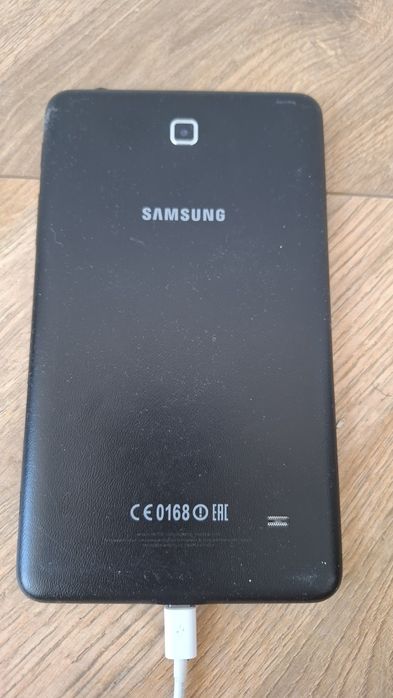 Самсунг Таб 4 планшет