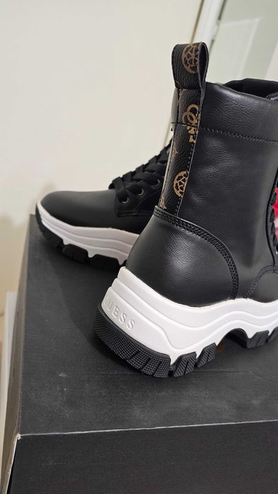 Ghete Guess marimea 38 - noi in cutie