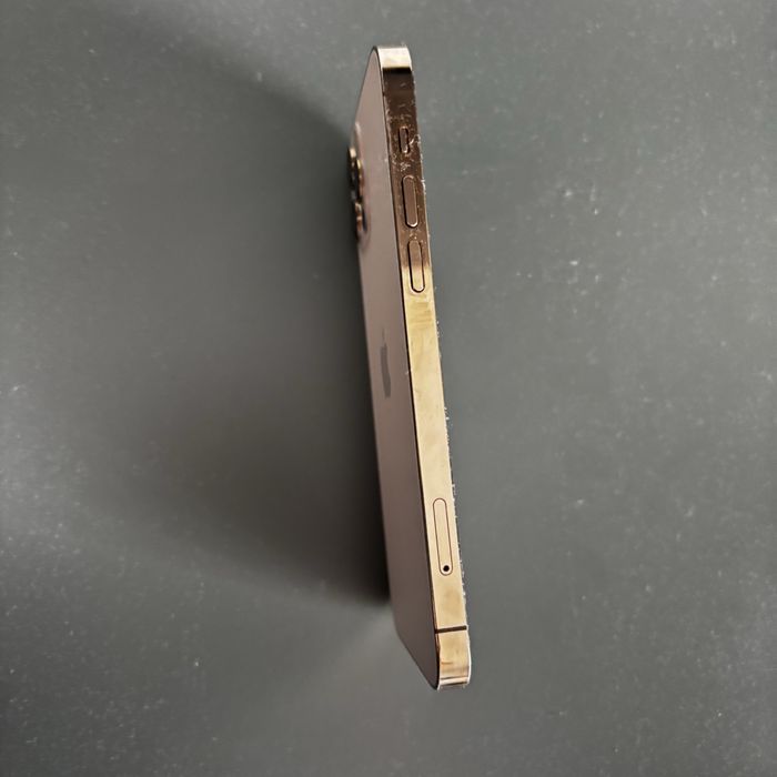 Vand iphone 12 Pro Gold