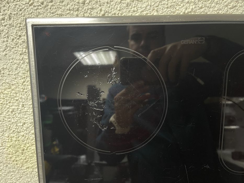 Стъклокерамичен плот Miele KM 263