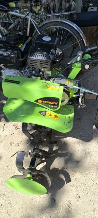 Продавам чисто нова фреза Тунджа 7 к.с