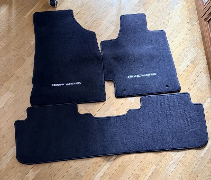 Шторки багажника Хайландер