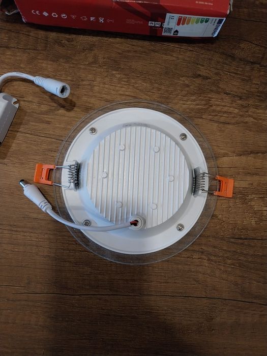 Лед лампи-луни с трафове за 12V