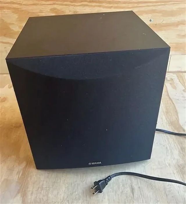 Продам сабвуфер Yamaha ns-sw050