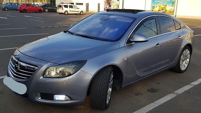 Opel insignia  variante + /- Diferenta