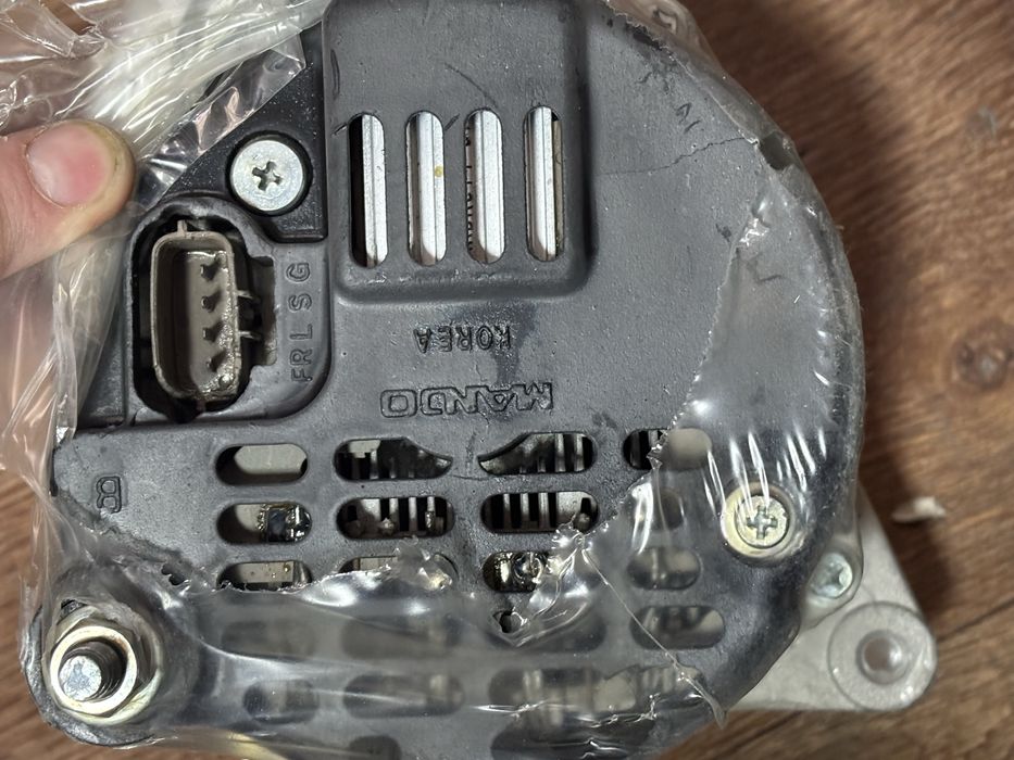 Генератор хюндай санта фе соренто