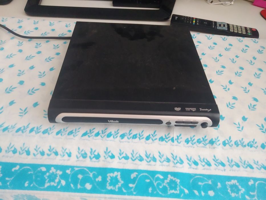 Продам 2 dvd player