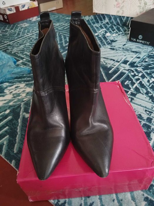 Продаю полуботинки