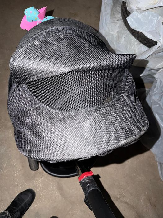 Tricicleta  in stare foarte bună ,nuanță...pe negru