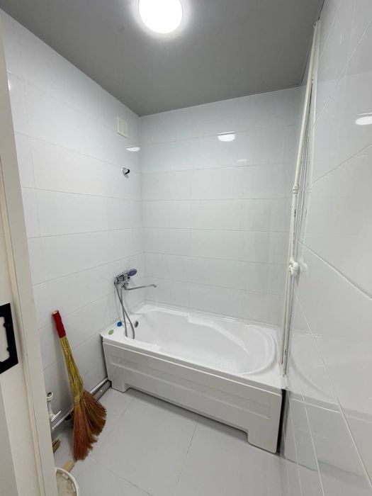 Юнусабад 11кв Продаётса 2/2/4 Мега планет