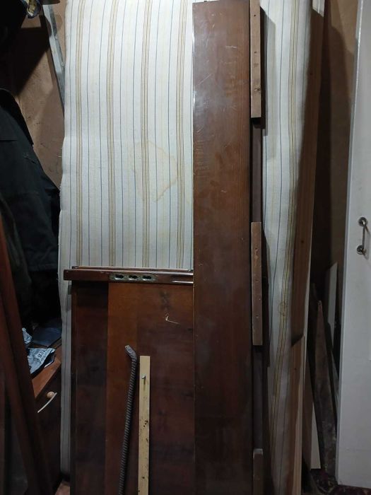 кровать полутороспальная