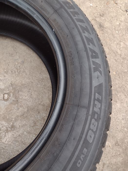 Bridgestone 4бр.235/60/18 дот2616