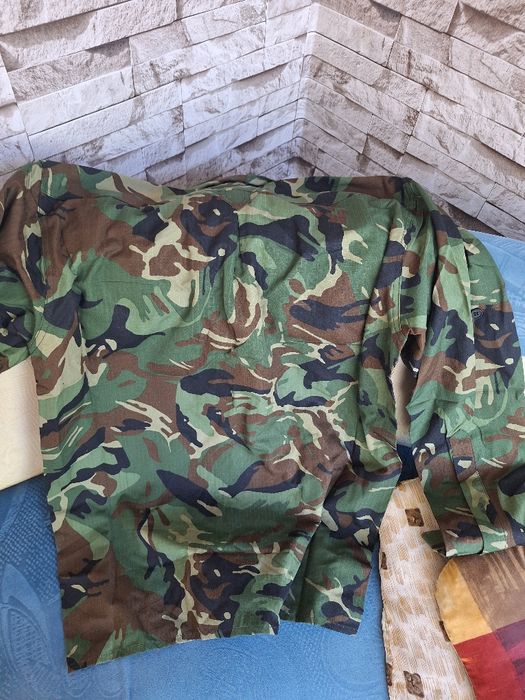 Камуфлажна риза с дълъг ръкав