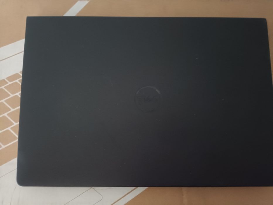 Продам ноутбук 60 тыс. , торг на месте